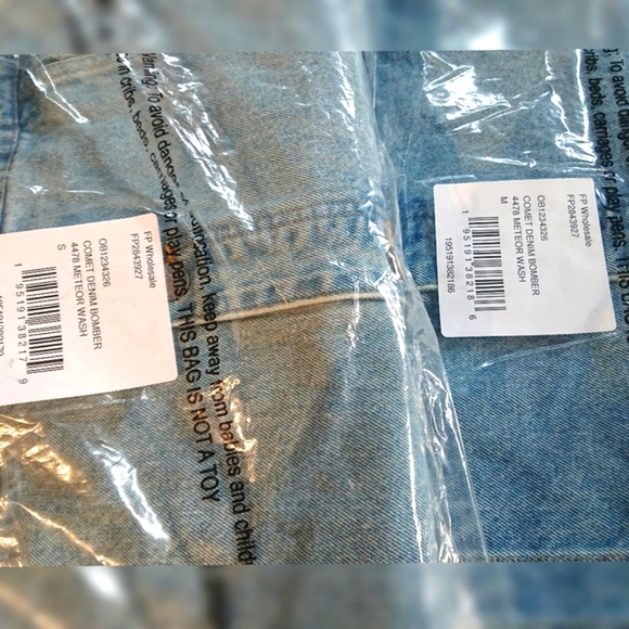 LAST ONE! Free People Rhinestone Fringe Denim Bomber Jacket Meteor Wash - Picture 15 of 15